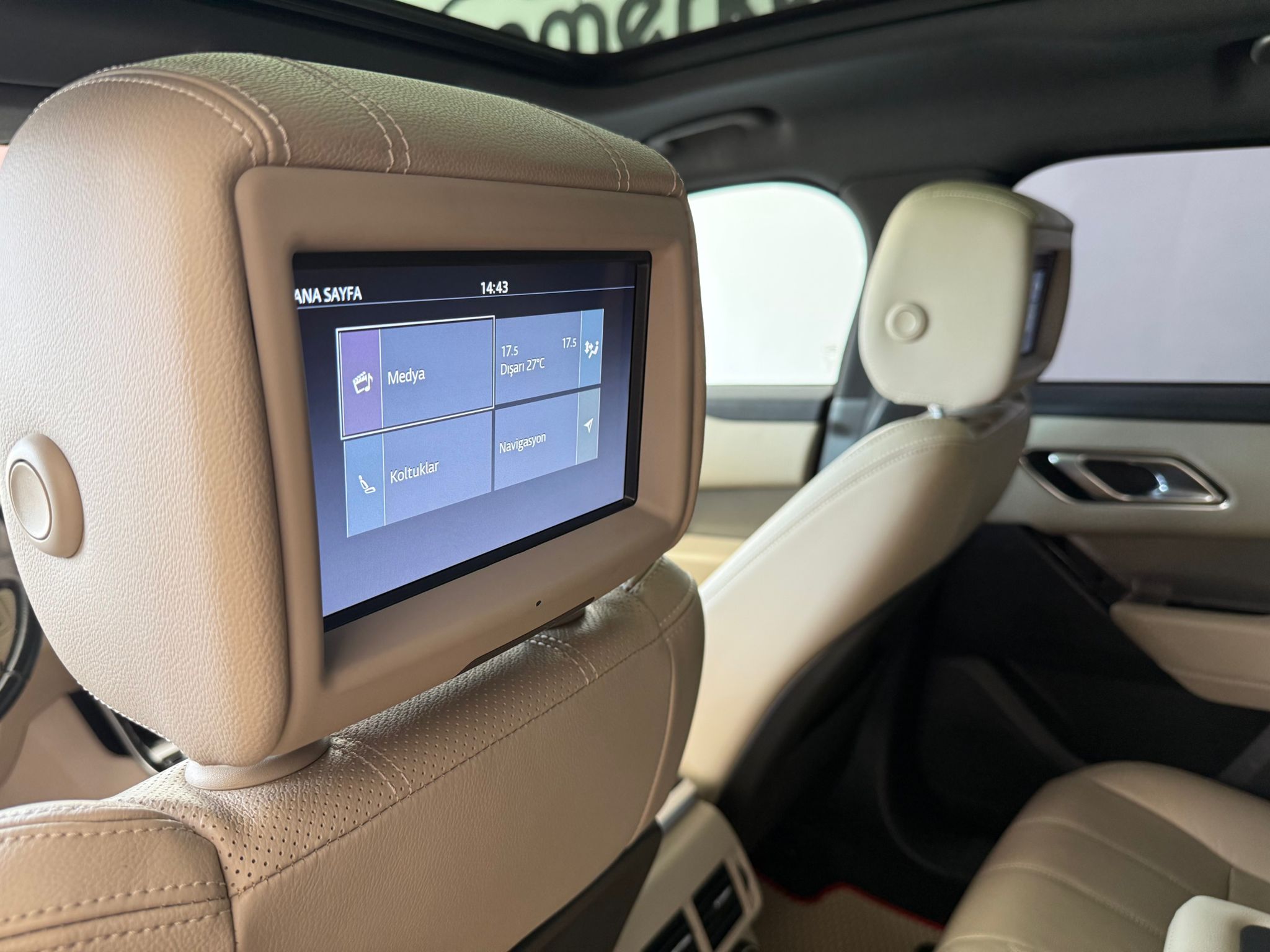 RANGE ROVER VELAR 18